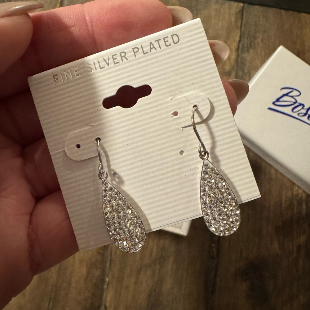 BRAND NEW Silver Plated Earrings